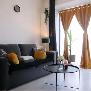 https://joli-studio-dans-le-centre-ville-de-brest.inbrittany.com
